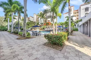 470 Launch Cir, Naples, FL 34108 - Photo 27