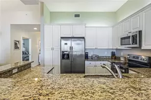 470 Launch Cir, Naples, FL 34108 - Photo 9