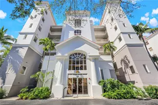 460 Launch Cir, Naples, FL 34108 - Photo 3