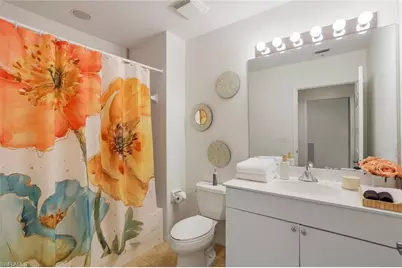 470 Launch Cir #V-603, Naples, FL 34108 - Photo 17