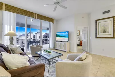 470 Launch Cir #V-603, Naples, FL 34108 - Photo 5