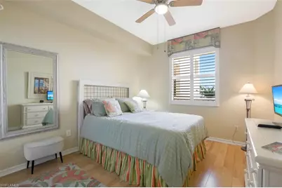 460 Launch Cir #403, Naples, FL 34108 - Photo 17