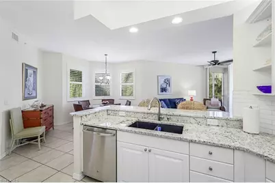 470 Launch Cir #V301, Naples, FL 34108 - Photo 13