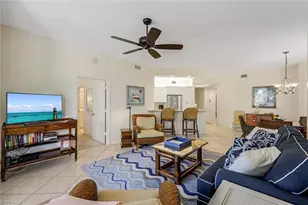 470 Launch Cir, Naples, FL 34108 - Photo 5