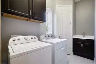 10230 Glastonbury Cir, Fort Myers, FL 33913 - Photo 21