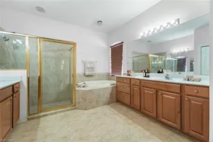 14439 Manchester Dr, Naples, FL 34114 - Photo 7