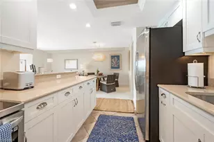 2800 Gulf Shore Blvd N, Naples, FL 34103 - Photo 9