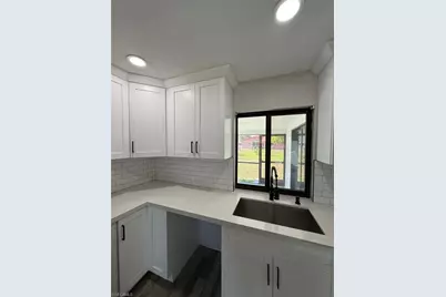 1219 SE 25th Ter, Cape Coral, FL 33904 - Photo 17