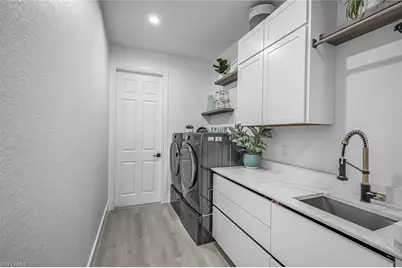 3917 SE 19th Ave, Cape Coral, FL 33904 - Photo 25