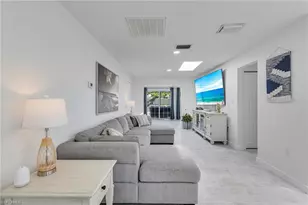 179 Hibiscus Dr, Fort Myers Beach, FL 33931 - Photo 7