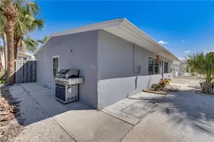179 Hibiscus Dr, Fort Myers Beach, FL 33931 - Photo 3