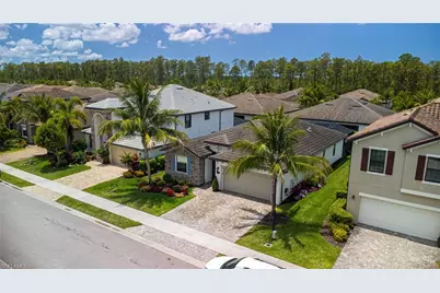 9231 Shadow Oak Ln, Naples, FL 34120 - Photo 3