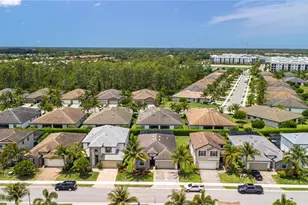 9231 Shadow Oak Ln, Naples, FL 34120 - Photo 41