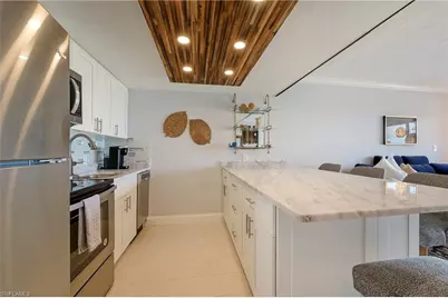 260 Southbay Dr #102, Naples, FL 34108 - Photo 9