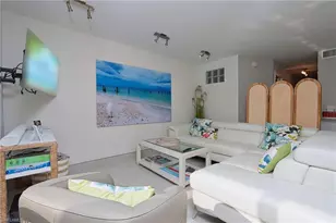 2500 Gulf Shore Blvd N, Naples, FL 34103 - Photo 5