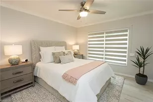 736 Reef Point Cir, Naples, FL 34108 - Photo 21