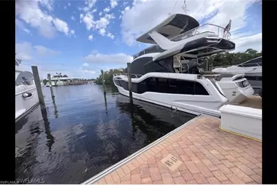 14030 McGregor Blvd, Cape Coral, FL 33908 - Photo 3