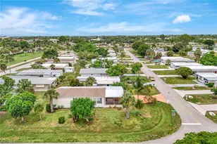 524 Menton Ln, Naples, FL 34112 - Photo 23