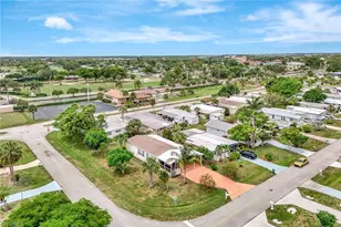 524 Menton Ln, Naples, FL 34112 - Photo 11