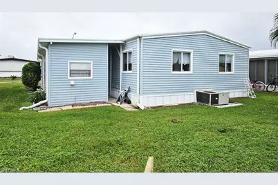 102 Poinsettia Dr, Fort Myers, FL 33905 - Photo 3