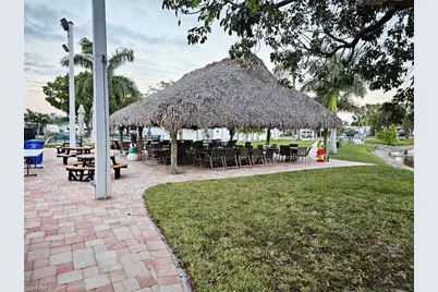 102 Poinsettia Dr, Fort Myers, FL 33905 - Photo 19