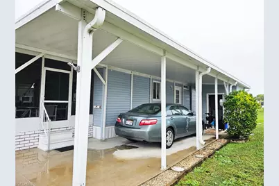 102 Poinsettia Dr, Fort Myers, FL 33905 - Photo 5