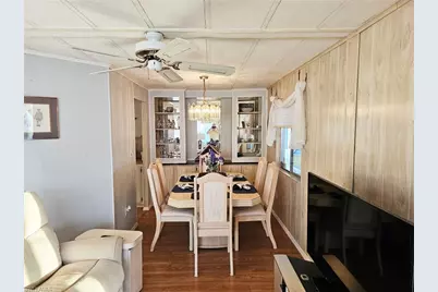 102 Poinsettia Dr, Fort Myers, FL 33905 - Photo 13