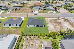 4220 Jacaranda Pkwy W, Cape Coral, FL 33993 - Photo 45