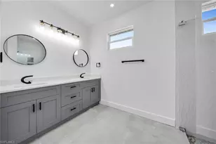 4220 Jacaranda Pkwy W, Cape Coral, FL 33993 - Photo 29