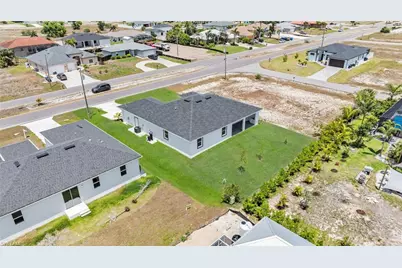 4220 Jacaranda Pkwy W, Cape Coral, FL 33993 - Photo 41