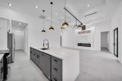 4220 Jacaranda Pkwy W, Cape Coral, FL 33993 - Photo 7