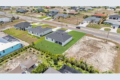 4220 Jacaranda Pkwy W, Cape Coral, FL 33993 - Photo 43
