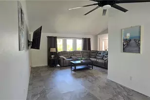 1610 Cornwallis Pkwy, Cape Coral, FL 33904 - Photo 31