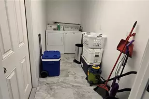 1610 Cornwallis Pkwy, Cape Coral, FL 33904 - Photo 21