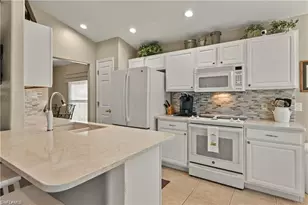 10032 Oakhurst Way, Fort Myers, FL 33913 - Photo 5