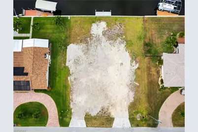 122 Placid Dr, Fort Myers, FL 33919 - Photo 15