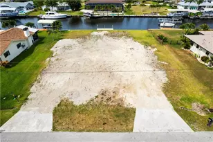 122 Placid Dr, Fort Myers, FL 33919 - Photo 9