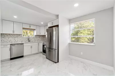 9025 Somerset Ln, Bonita Springs, FL 34135 - Photo 21