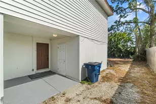 9025 Somerset Ln, Bonita Springs, FL 34135 - Photo 11