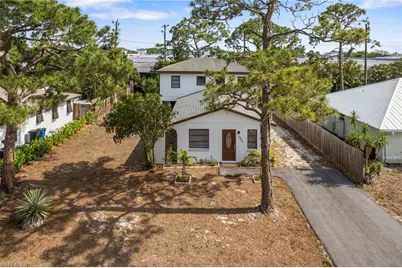 9025 Somerset Ln, Bonita Springs, FL 34135 - Photo 1