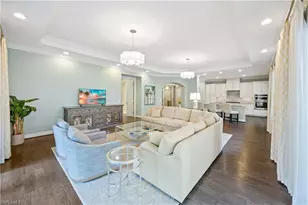 2745 Tiburon Blvd E, Naples, FL 34109 - Photo 7