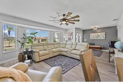 206 SE 45th Ter, Cape Coral, FL 33904 - Photo 5