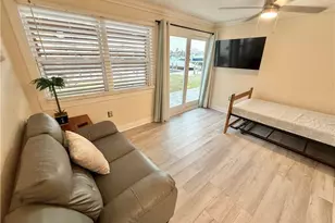 1730 Bikini Ct, Cape Coral, FL 33904 - Photo 5