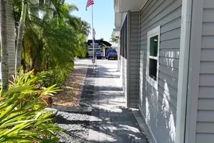 5570 Cypress Woods Resort Dr, Fort Myers, FL 33905 - Photo 11