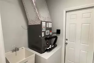 2509 38th St SW, Lehigh Acres, FL 33976 - Photo 23