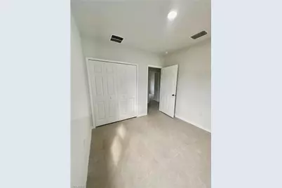 2509 38th St SW, Lehigh Acres, FL 33976 - Photo 11