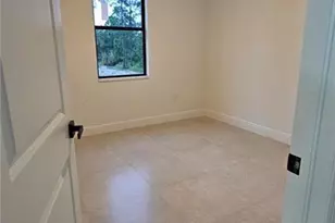 812 Hibiscus Ave, Lehigh Acres, FL 33972 - Photo 17