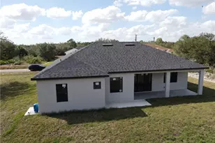 812 Hibiscus Ave, Lehigh Acres, FL 33972 - Photo 23