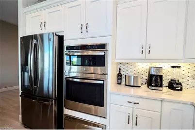 8008 Signature Club Cir, Naples, FL 34113 - Photo 15