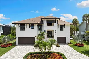 210 Topanga Dr, Bonita Springs, FL 34134 - Photo 5